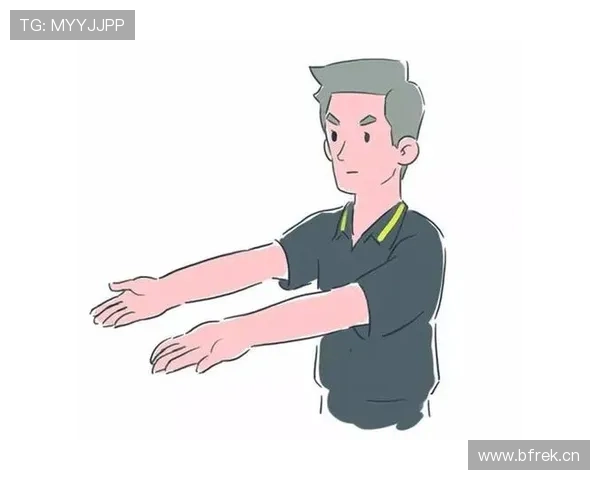 为什么裁判有时不吹犯规？揭秘“有利进攻原则”的判罚逻辑