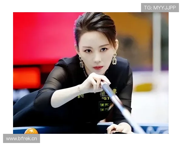 潘晓婷在家练球，邻居以为楼上在搞装修