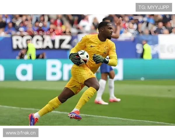 切尔西进攻流畅但终结能力承压，近期表现波动对赛季走势形成制约